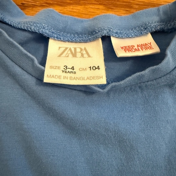 Zara Toddler Blue Ruffle Sleeve Tshirt size 3-4 Years - Picture 2 of 6